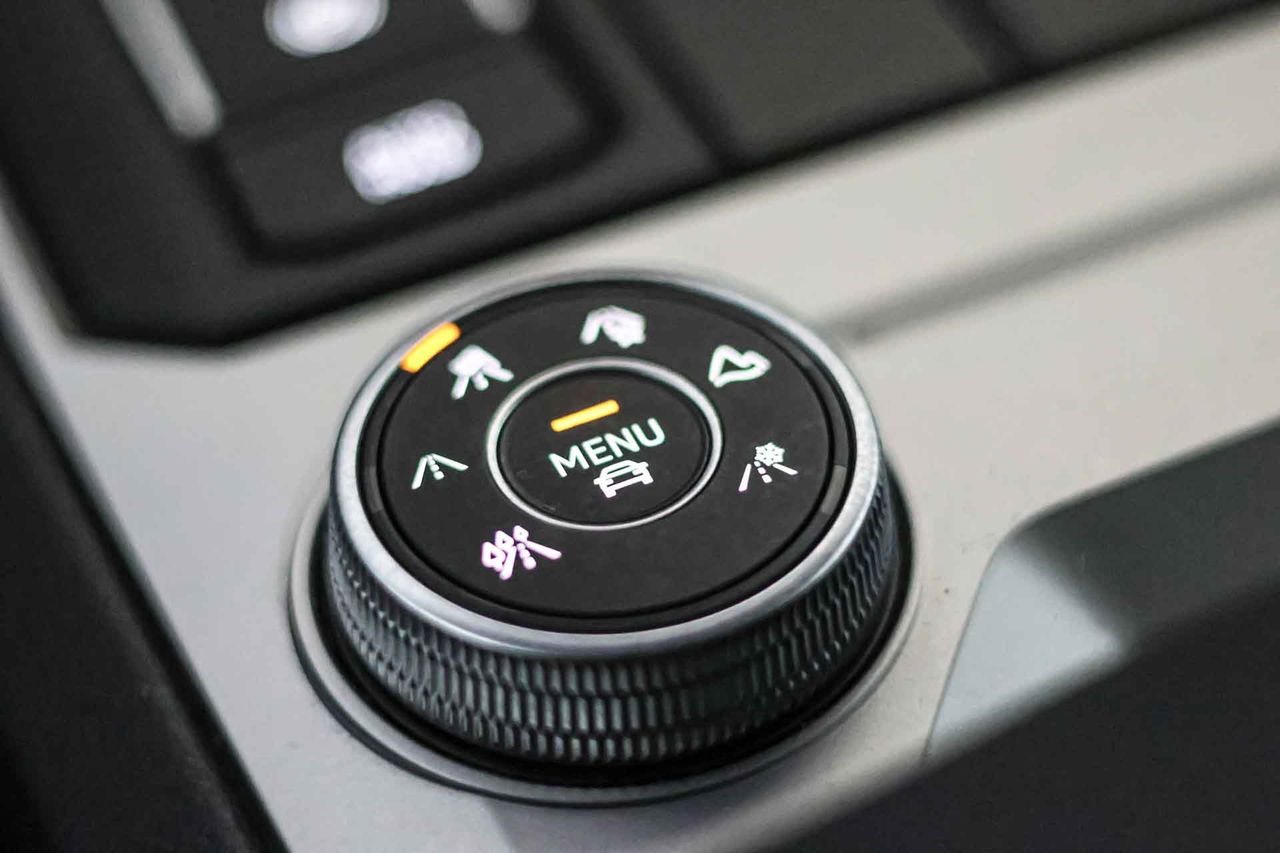 Volkswagen Touareg Prem Eleg 3.0 V6 TDI 170kW Tip 4M - Foto 43