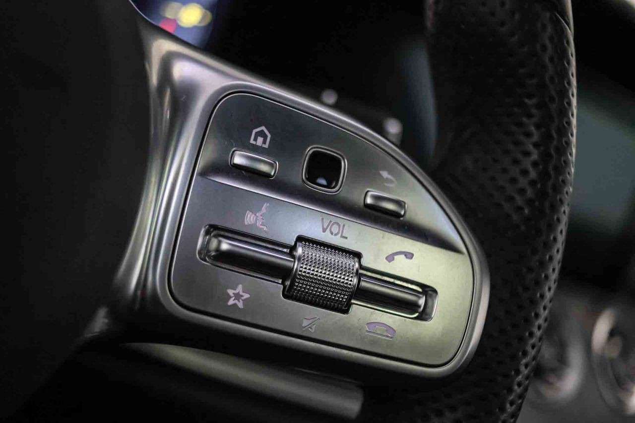 Mercedes Clase E Coupé E 220 d 4MATIC AMG Line **Techo panorámico** - Foto 35