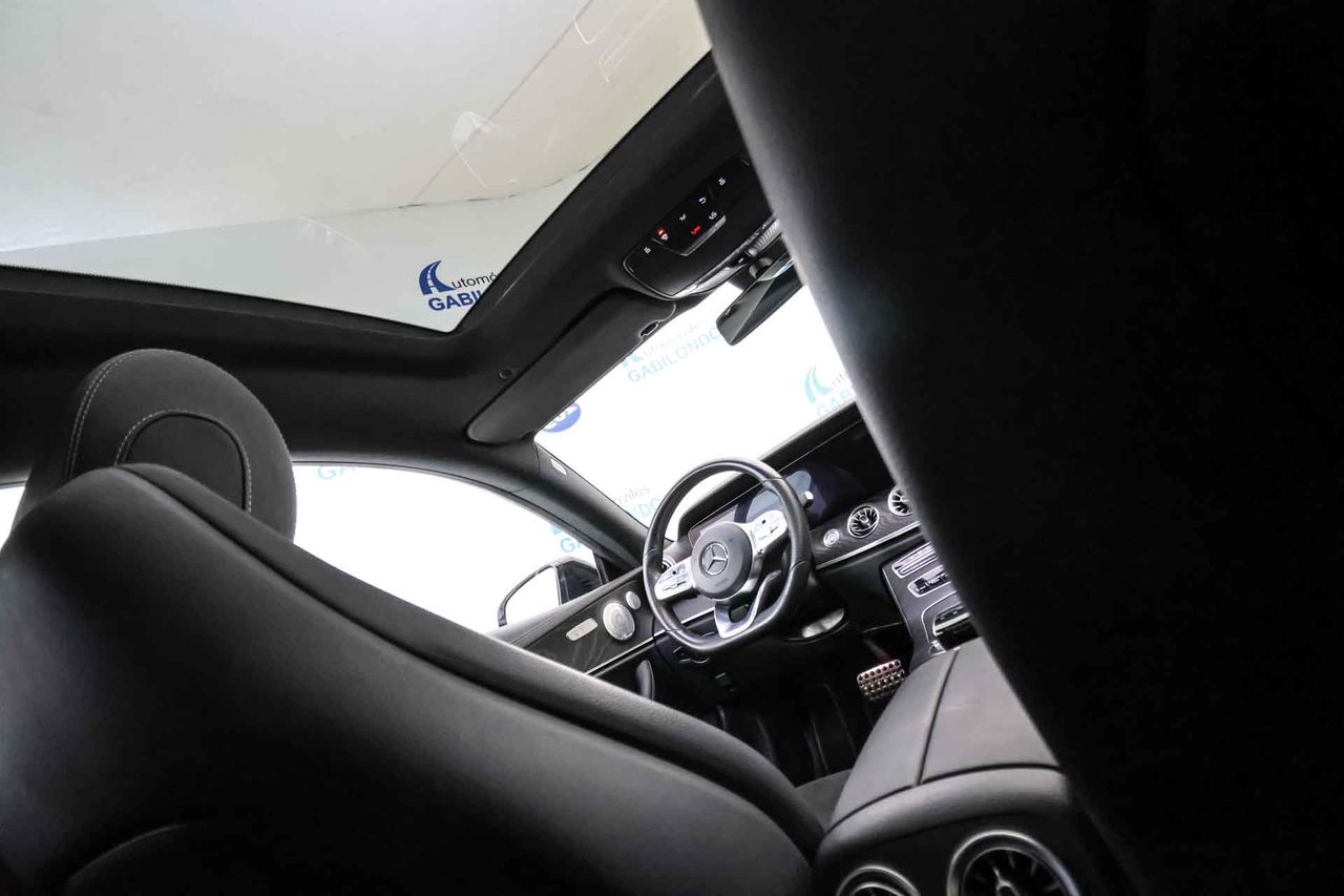Mercedes Clase E Coupé E 220 d 4MATIC AMG Line **Techo panorámico** - Foto 49