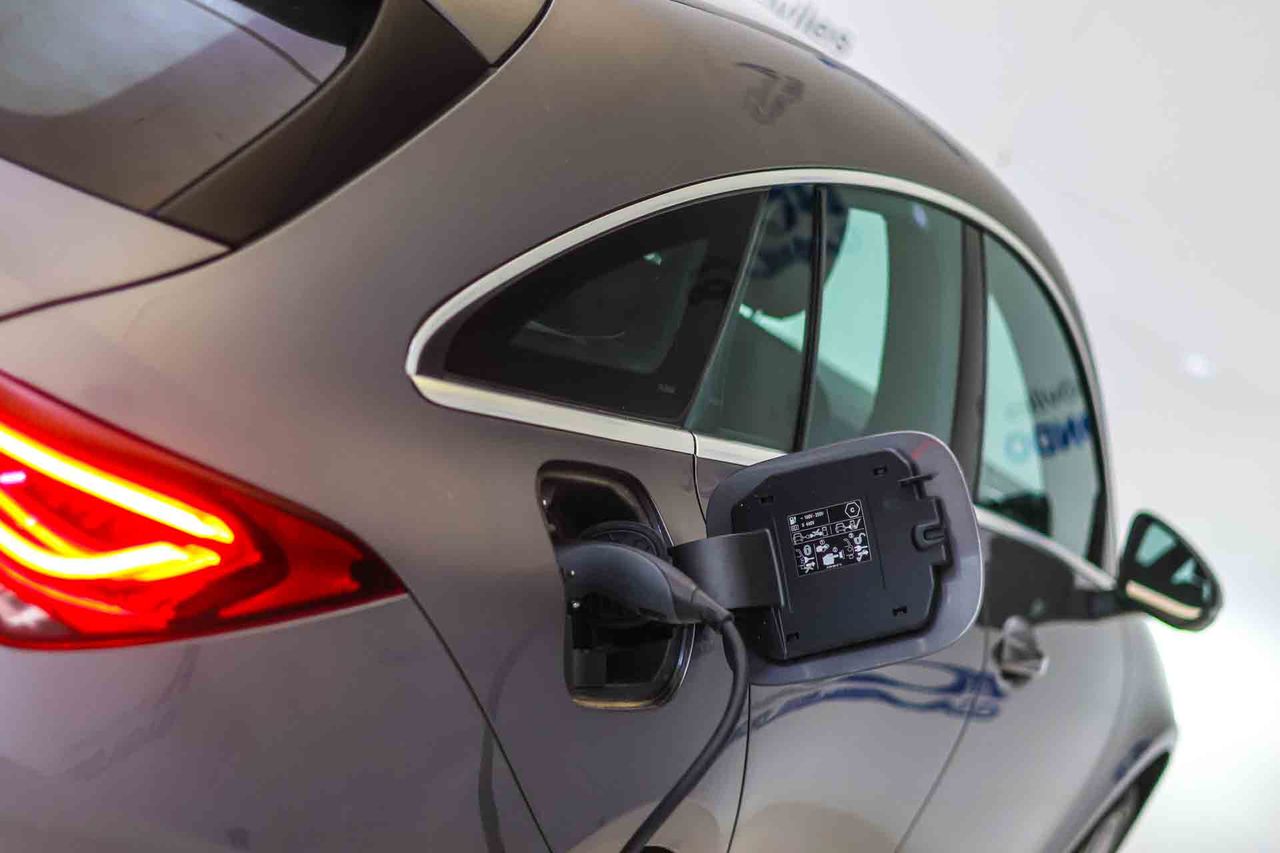 Mercedes CLA CLA 250 e Shooting Brake - Foto 9