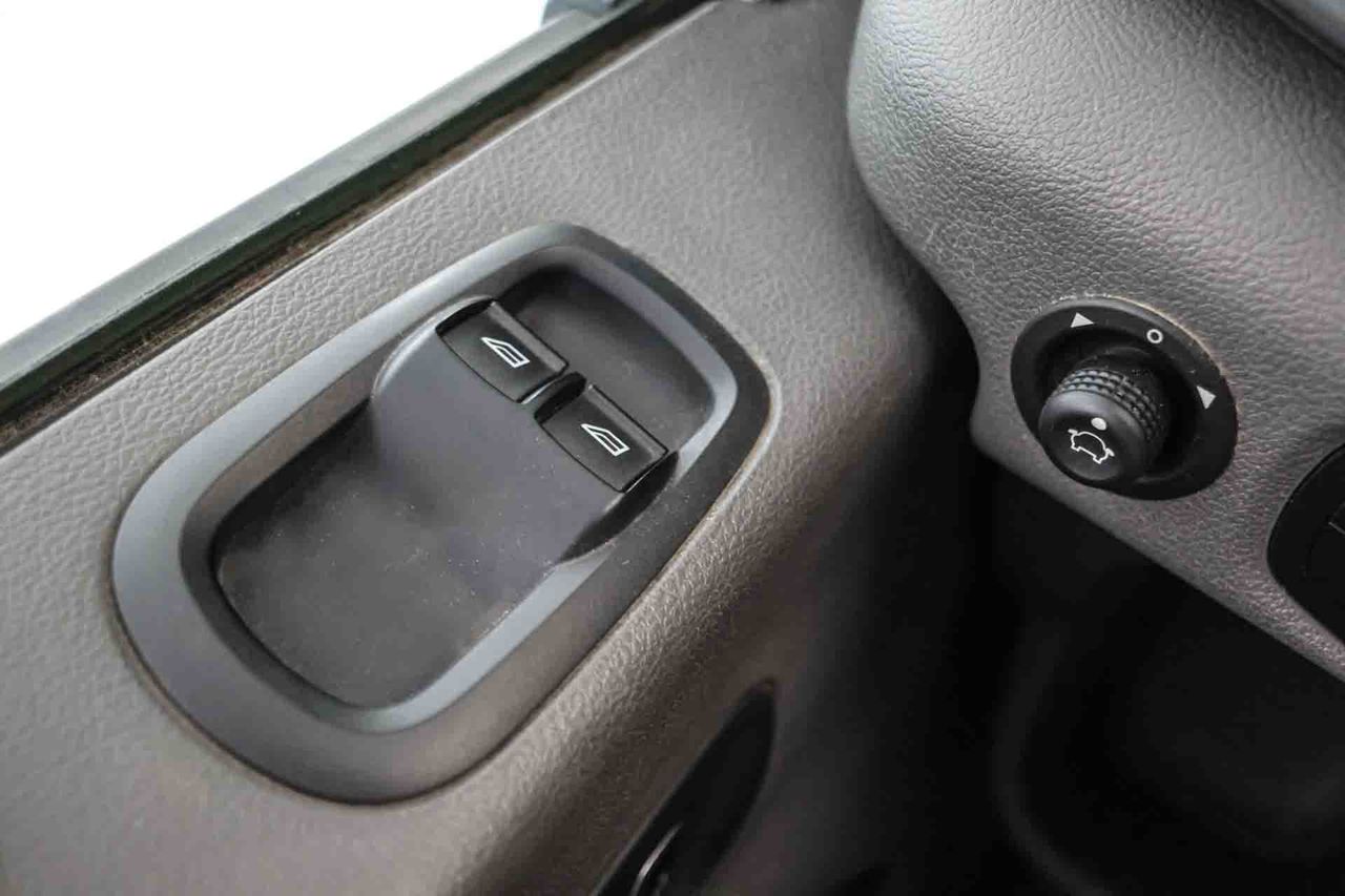 Ford Transit 2.0TDCI Chasis Cabina L2 *Caja abierta* *Basculante* *Sólo 39000kms** - Foto 22