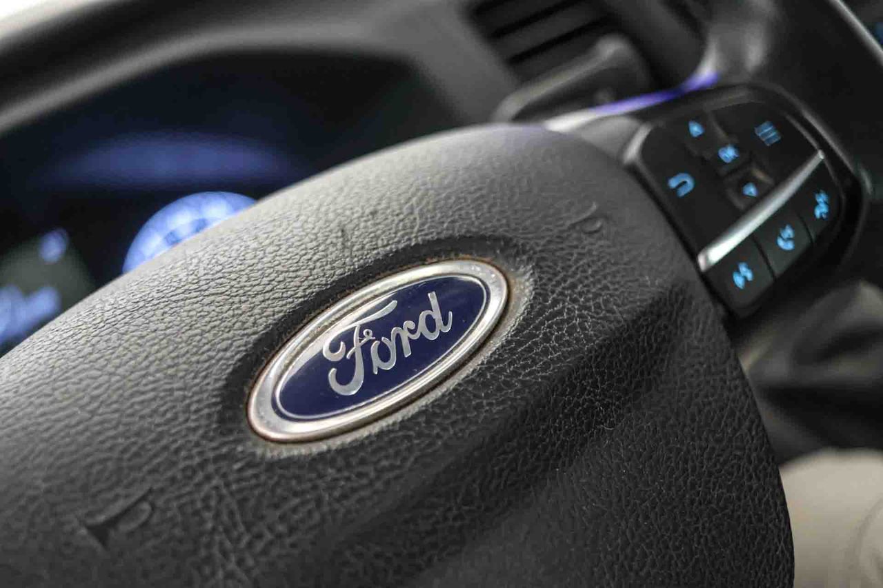 Ford Transit 2.0TDCI Chasis Cabina L2 *Caja abierta* *Basculante* *Sólo 39000kms** - Foto 24