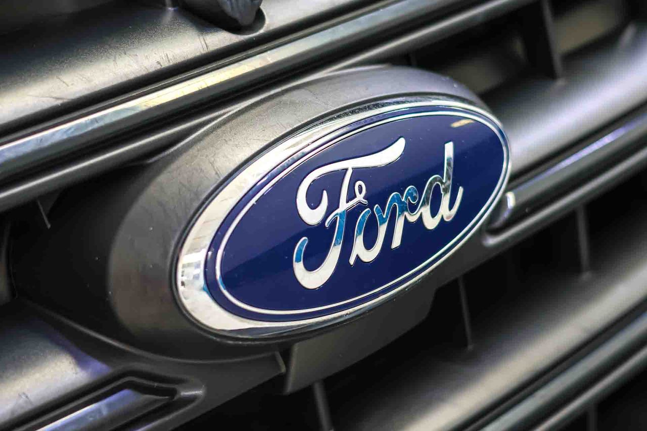 Ford Transit 2.0TDCI Chasis Cabina L2 *Caja abierta* *Basculante* *Sólo 39000kms** - Foto 11