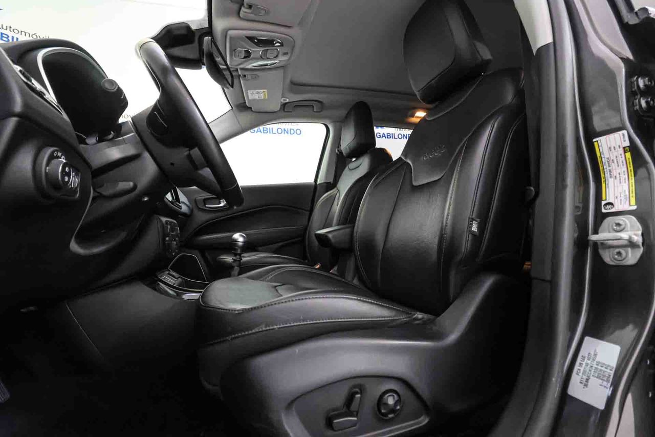 Jeep Compass 1.4 Mair 103kW Limited 4x2 Techo panorámico - Foto 31