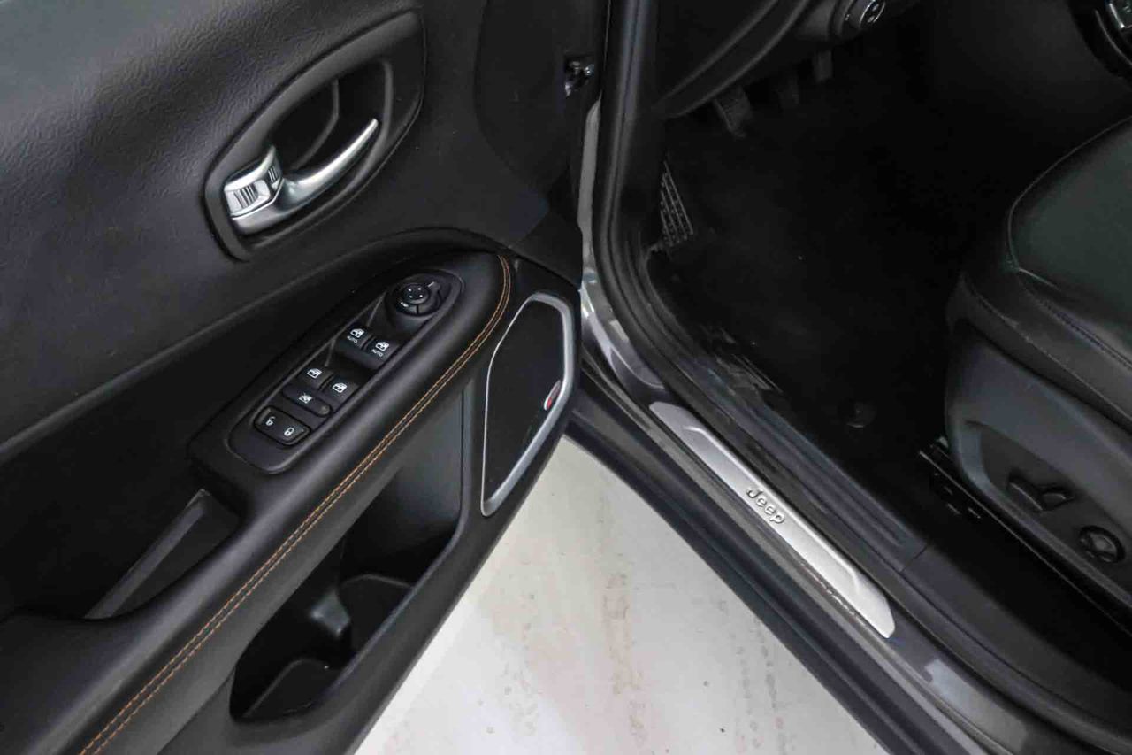 Jeep Compass 1.4 Mair 103kW Limited 4x2 Techo panorámico - Foto 32