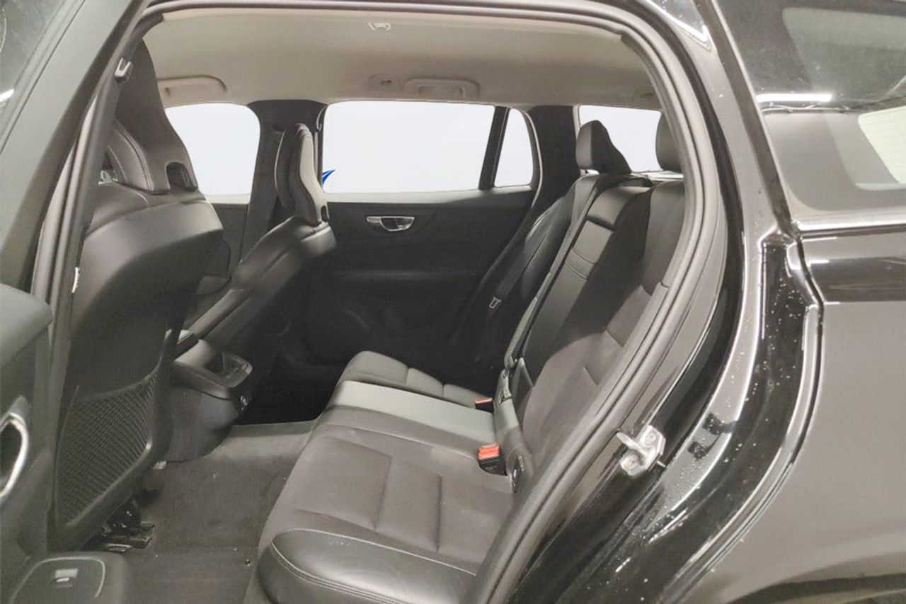 Volvo V60 2.0 D3 Momentum Pro Auto Geartronic - Foto 8