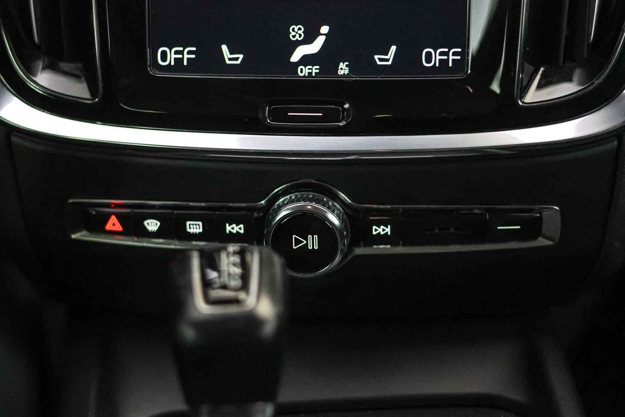 Volvo V60 2.0 D3 Momentum Pro Auto Geartronic - Foto 42
