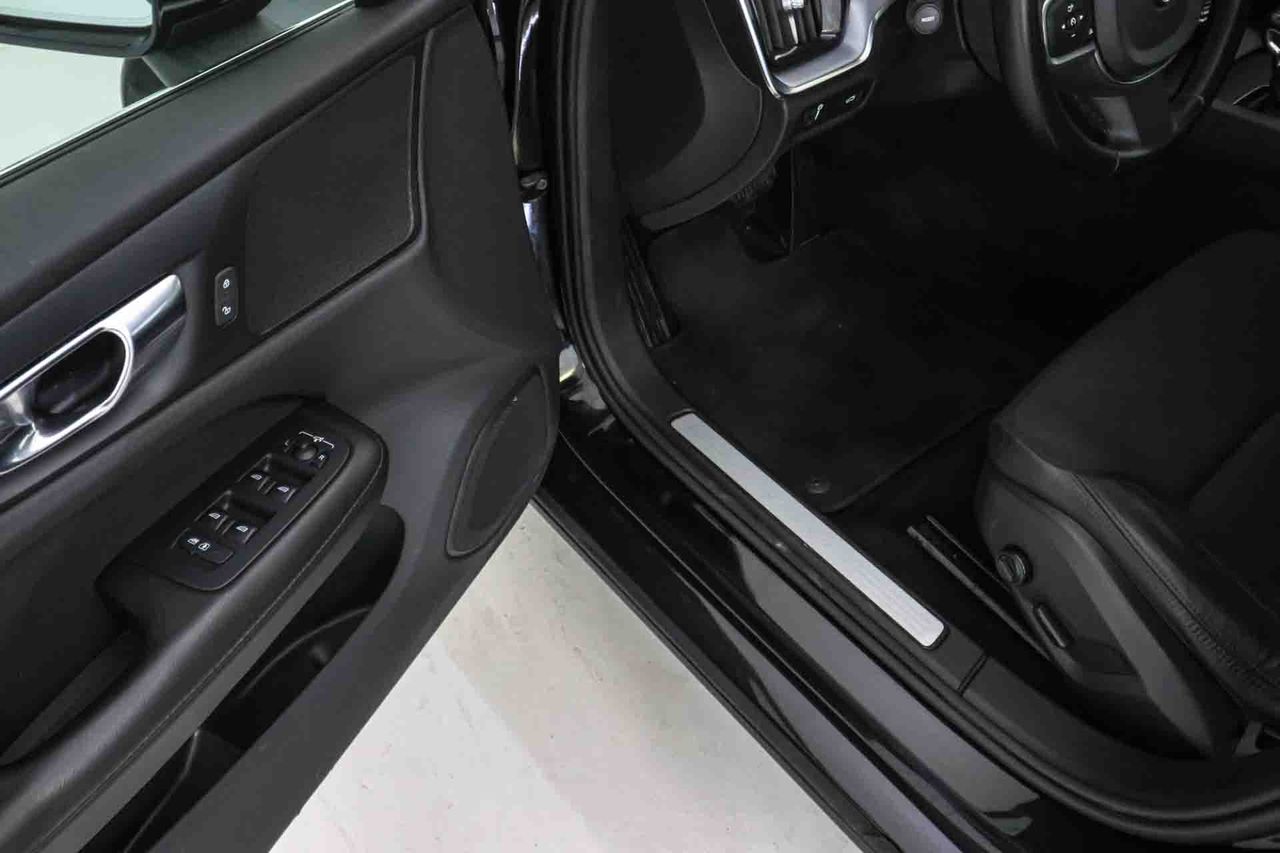Volvo V60 2.0 D3 Momentum Pro Auto Geartronic - Foto 29