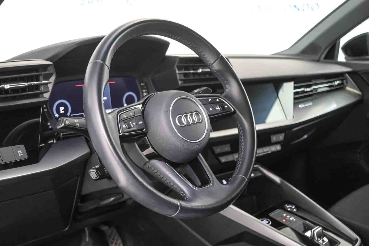 Audi A3 Sedan 35 TFSI 110kW (150CV) S tronic - Foto 6
