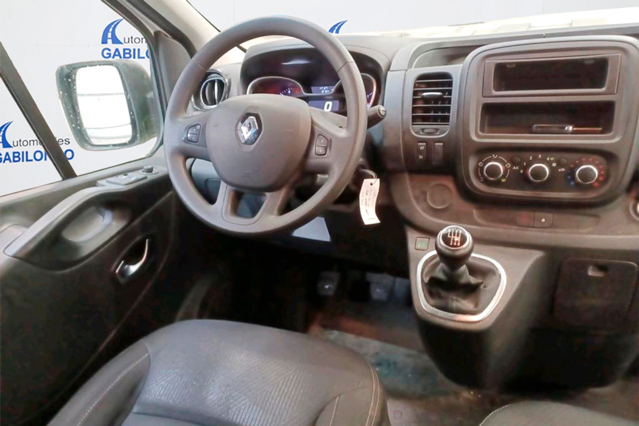 Renault Trafic Furgón L1H1 2.0dCi Grand Confort  - Foto 4