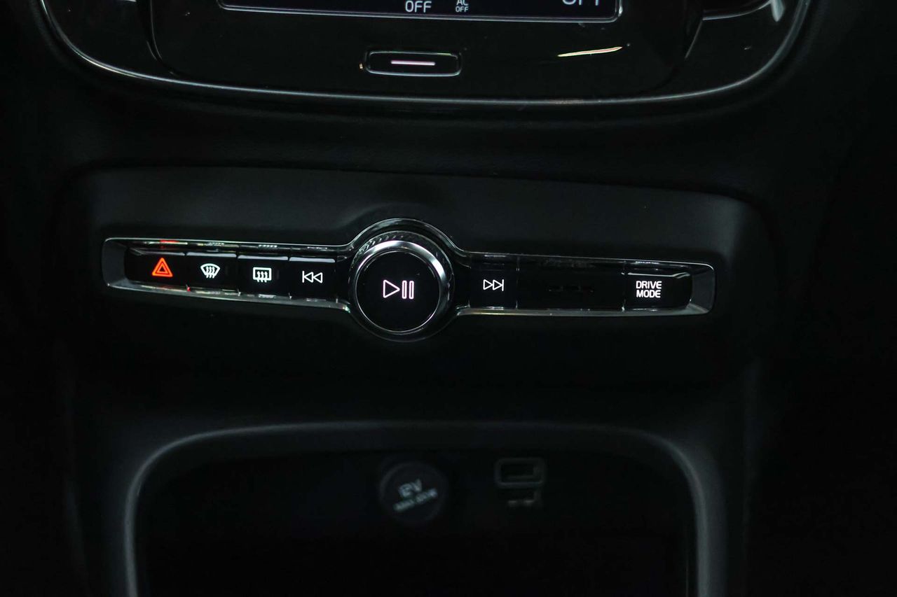 Volvo XC40 1.5 T4 Twin Recharge Inscription Auto - Foto 43
