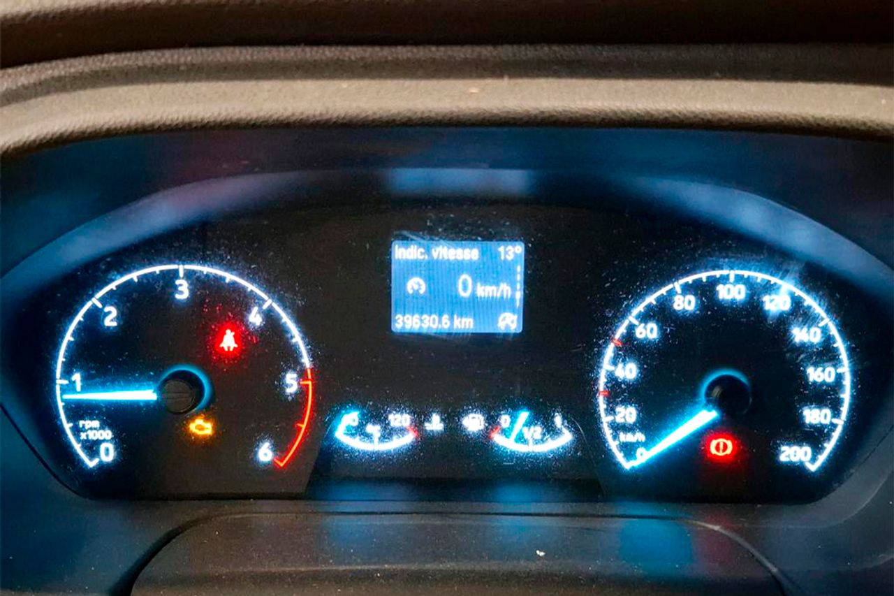 Ford Transit T330 L3H2 2.0 EcoBlue Trend  - Foto 5