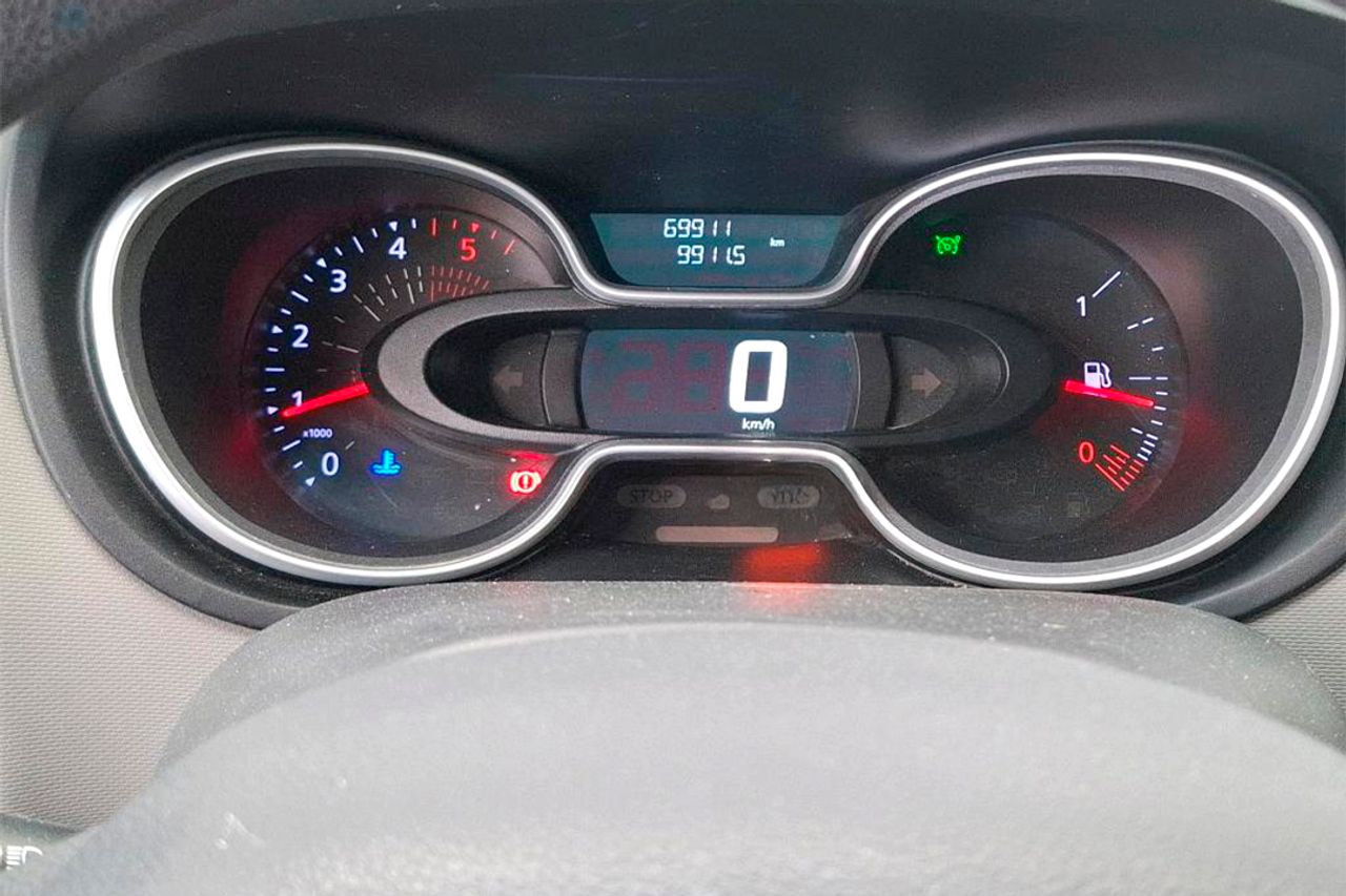 Renault Trafic Furgón L1H1 1.6 dCi Gran Confort  - Foto 5