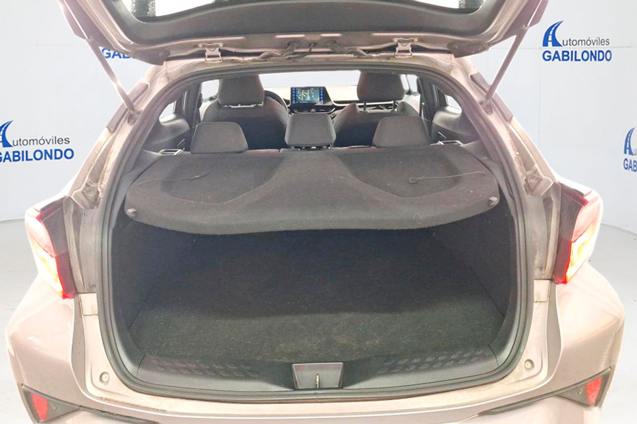 Toyota C-HR 2.0 180H Dynamic - Foto 8