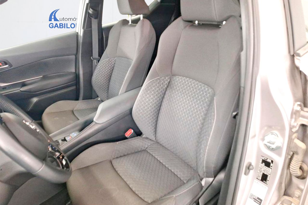 Toyota C-HR 2.0 180H Dynamic - Foto 6