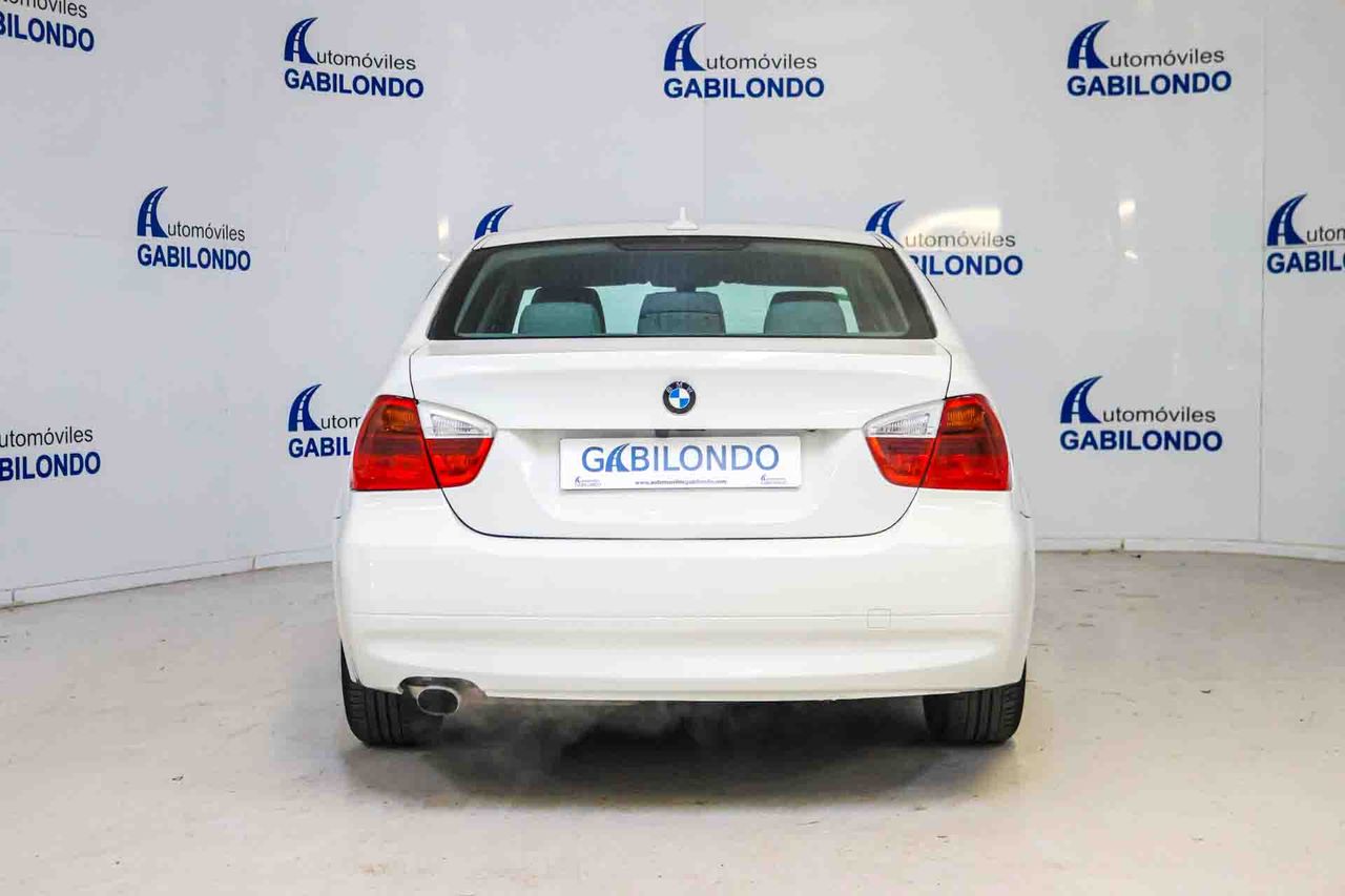 BMW Serie 3 320i (E90) - Foto 9