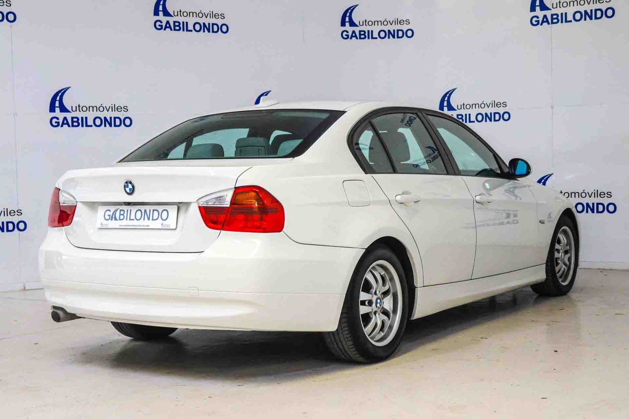 BMW Serie 3 320i (E90) - Foto 10