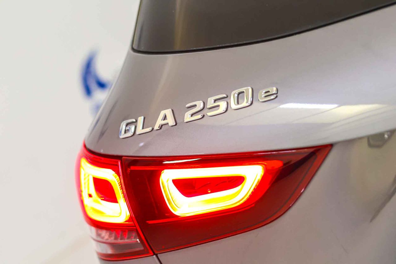 Mercedes GLA GLA 250 e - Foto 16