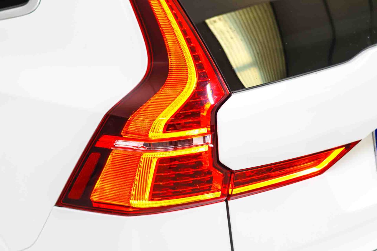 Volvo XC60 2.0 T5 R-Design Auto - Foto 16