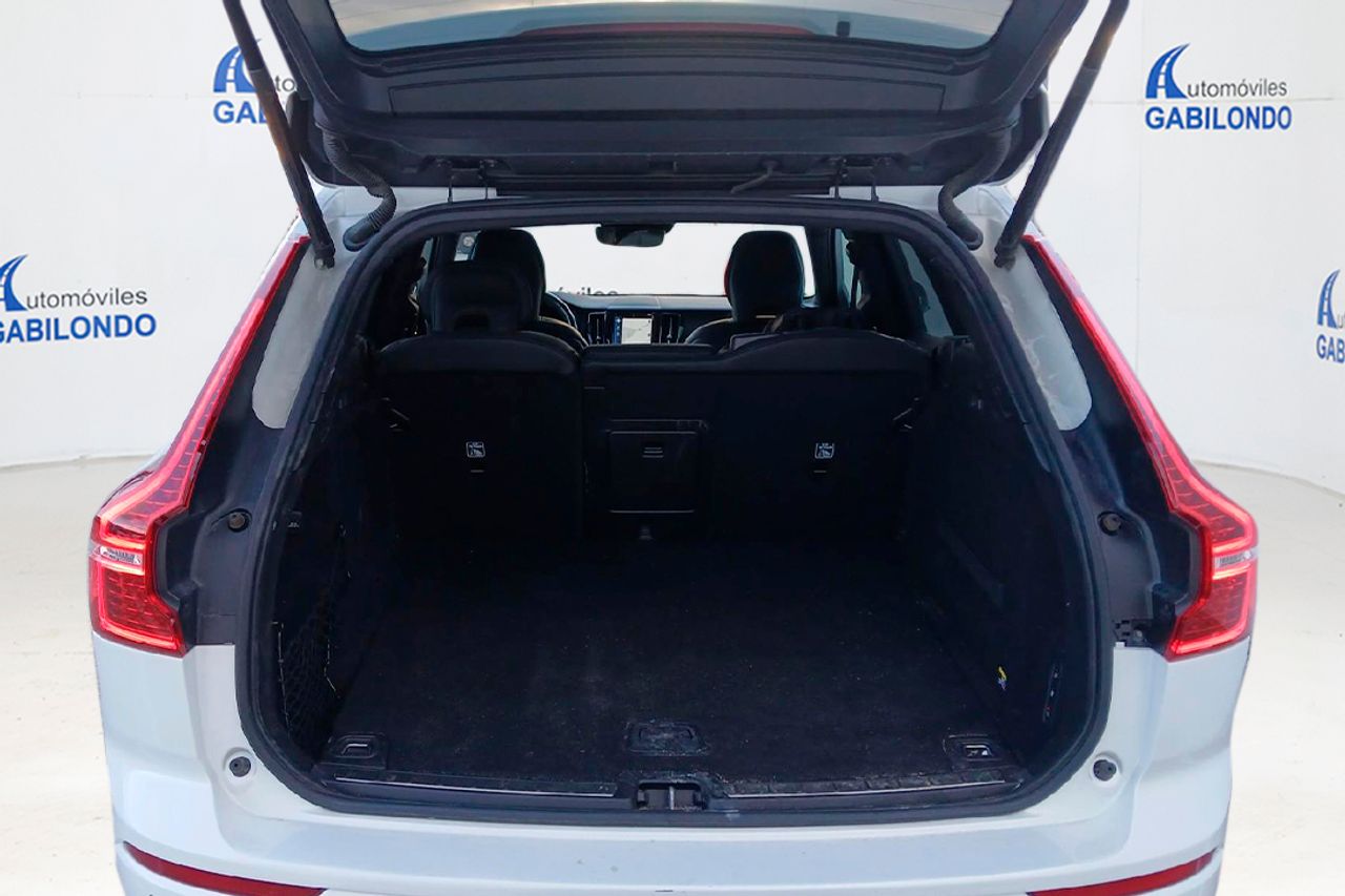 Volvo XC60 2.0 T4 R-Design Auto - Foto 8