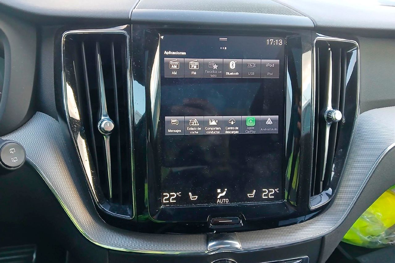 Volvo XC60 2.0 T4 R-Design Auto - Foto 10