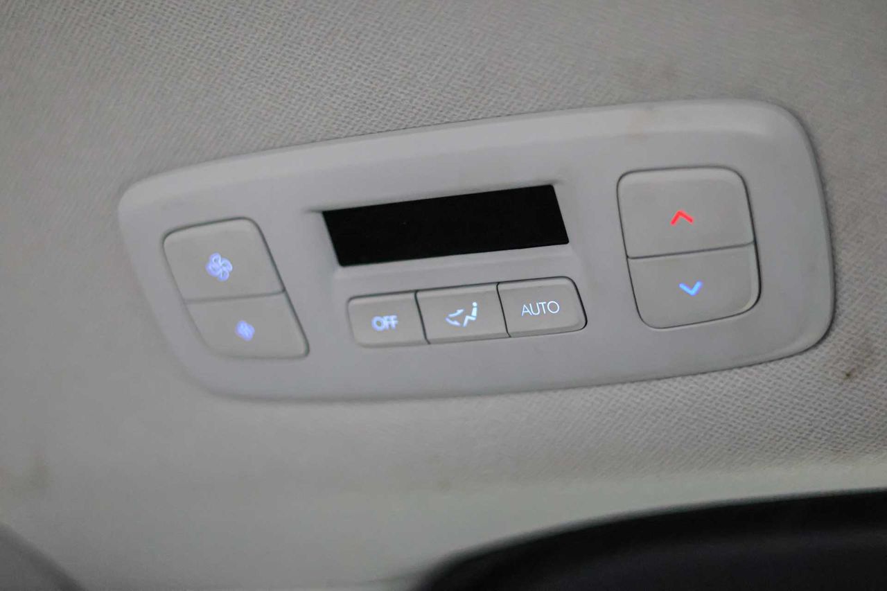 Hyundai Staria 2.2 CRDI Tecno 9S ** 9 Plazas** - Foto 51