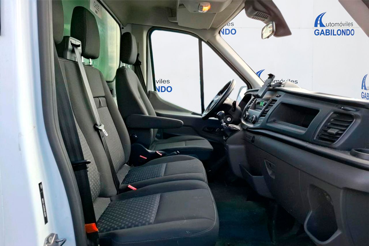 Ford Transit L4 2.0 Ecoblue Trend Business **Chasis cabina** - Foto 6