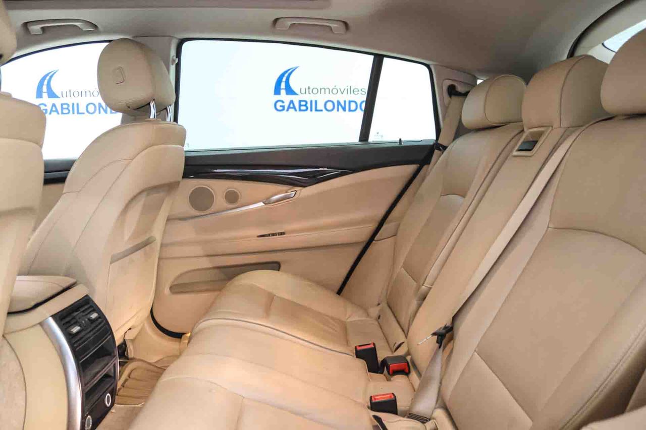 BMW Serie 5 520d Gran Turismo Auto - Foto 14