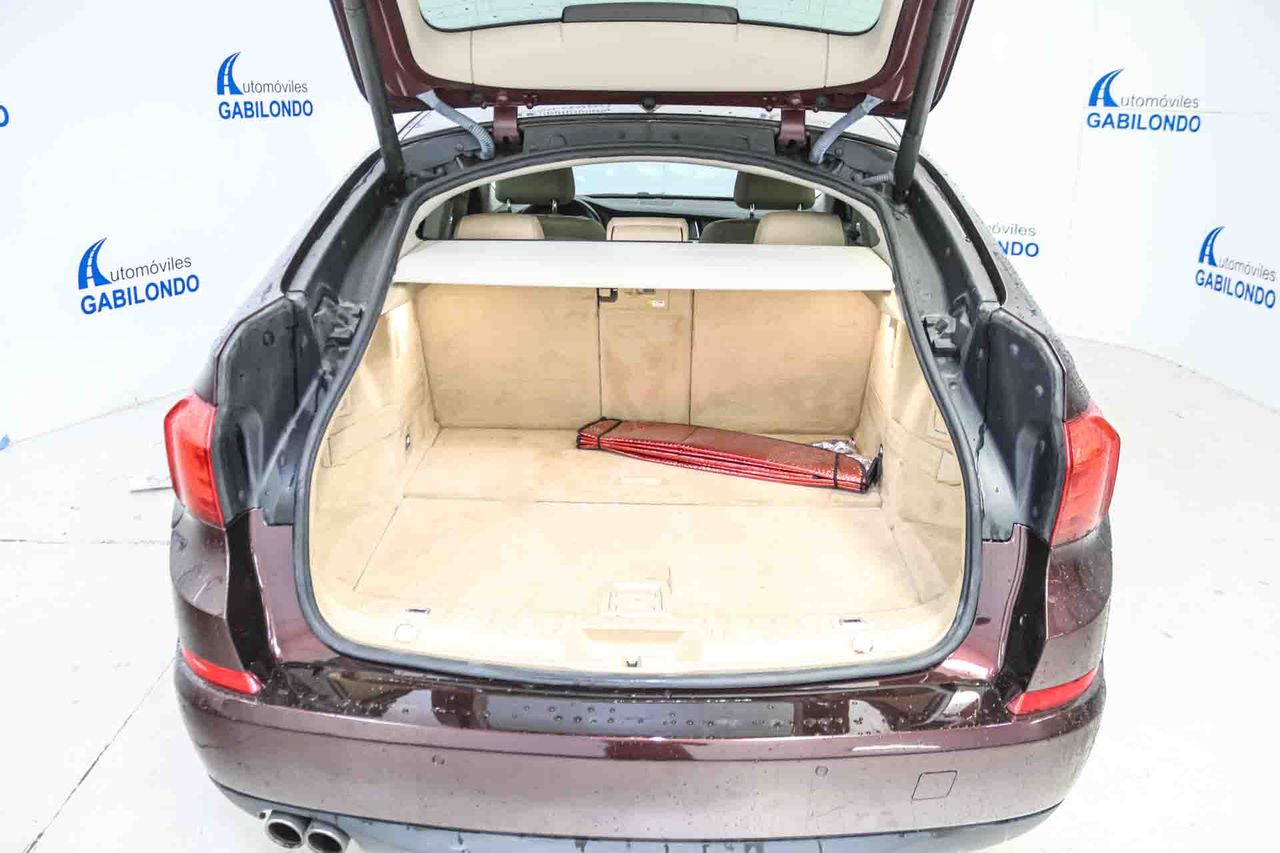 BMW Serie 5 520d Gran Turismo Auto - Foto 15