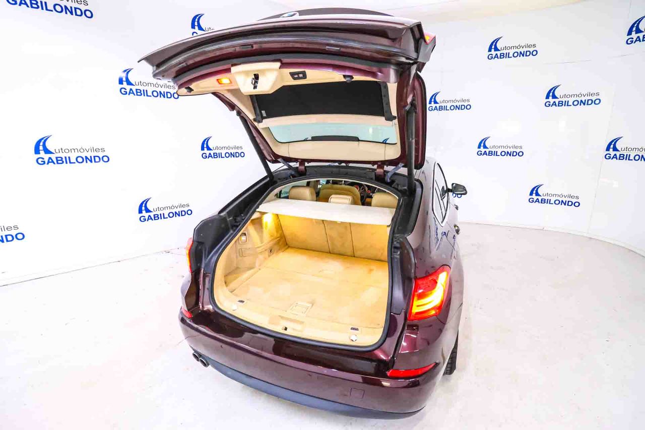 BMW Serie 5 520d Gran Turismo Auto - Foto 52