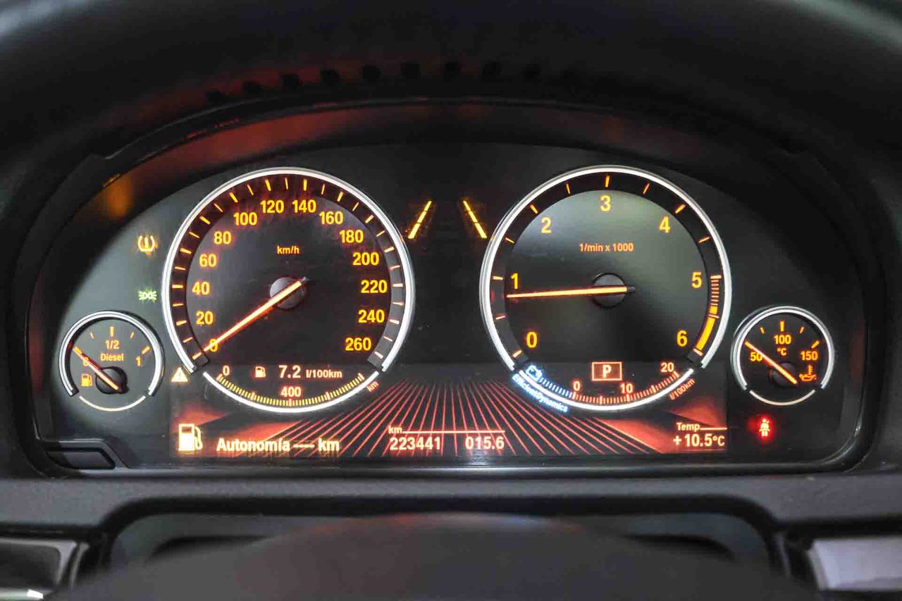 BMW Serie 5 520d Gran Turismo Auto - Foto 39