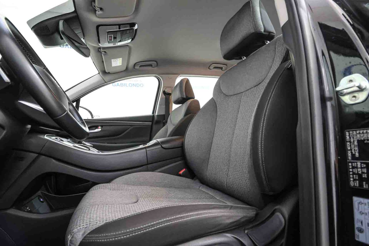 Hyundai Santa Fe 1.6 TGDi HEV Klass Auto 4x2 **7 Plazas** - Foto 26