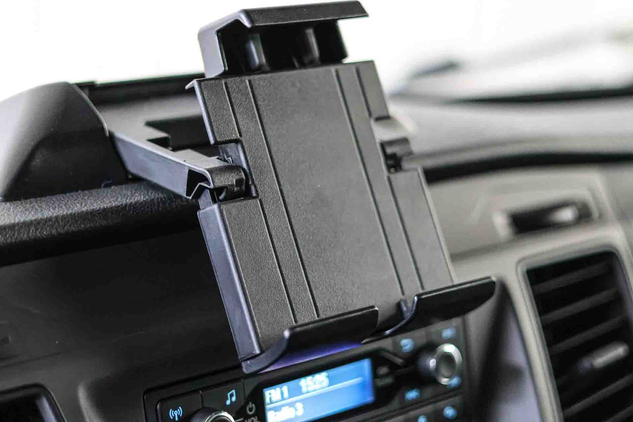 Ford Transit Chasis Cabina 3500 L4 Ecoblue **Plataforma elevadora** - Foto 33