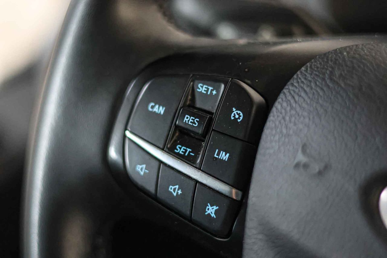 Ford Transit Chasis Cabina 3500 L4 Ecoblue **Plataforma elevadora** - Foto 24