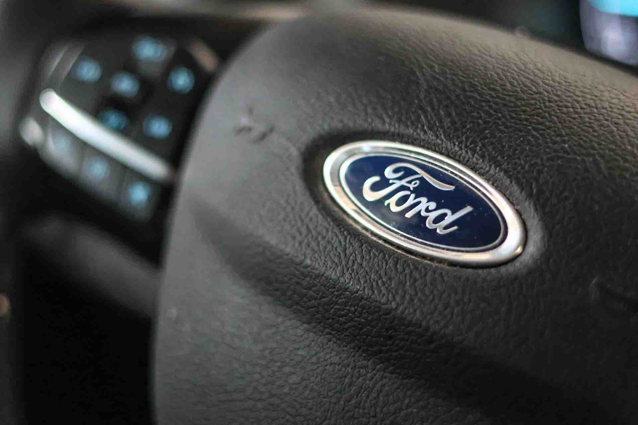 Ford Transit Chasis Cabina 3500 L4 Ecoblue **Plataforma elevadora** - Foto 23