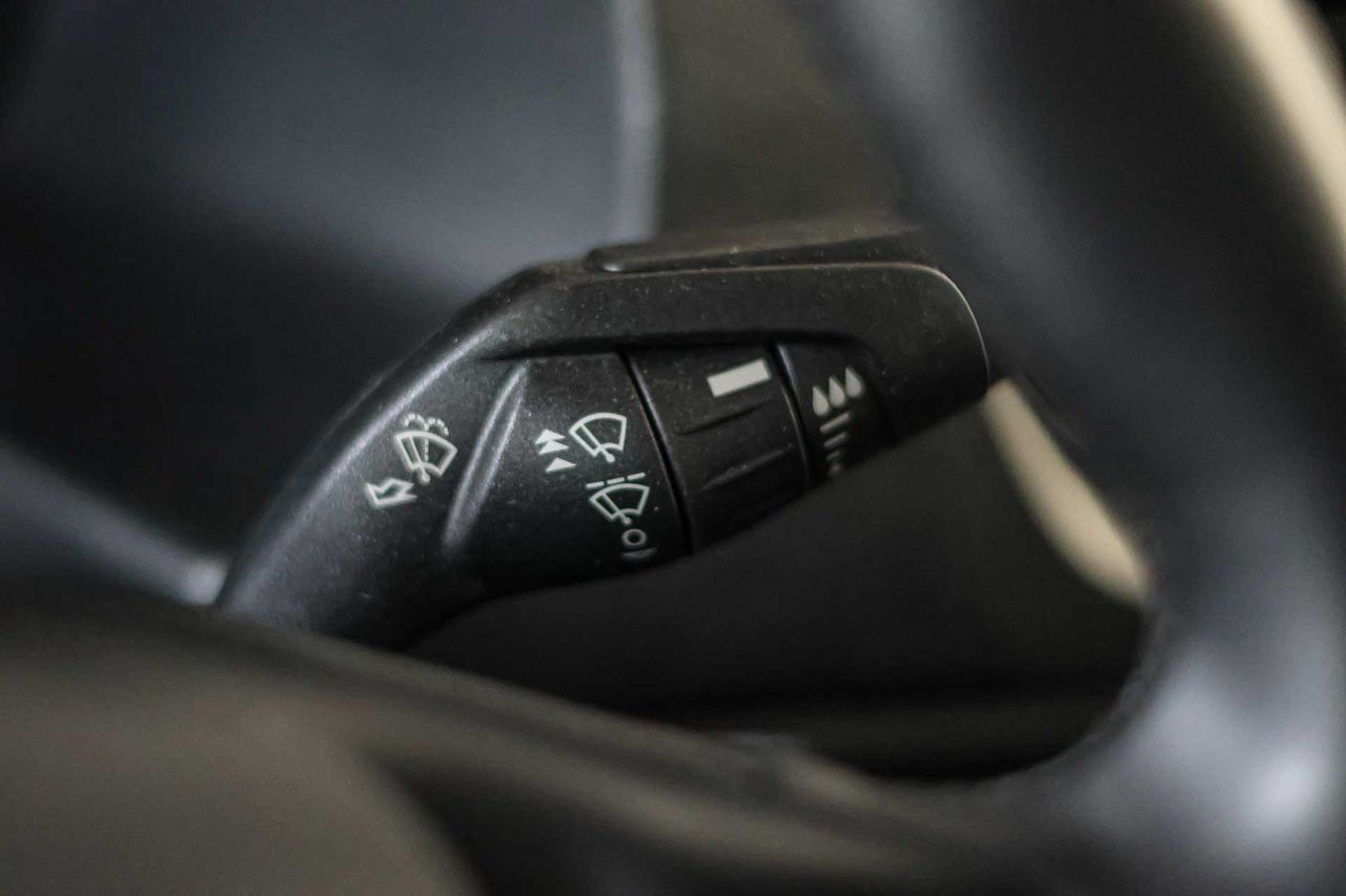 Ford Transit Chasis Cabina 3500 L4 Ecoblue **Plataforma elevadora** - Foto 27