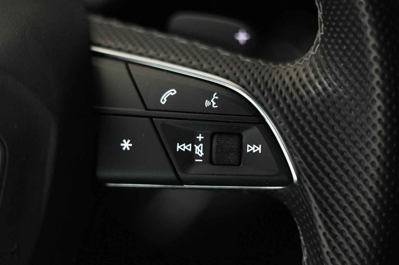 Audi Q8 55 TFSIe 280kW Black L quattro tiptronic - Foto 44