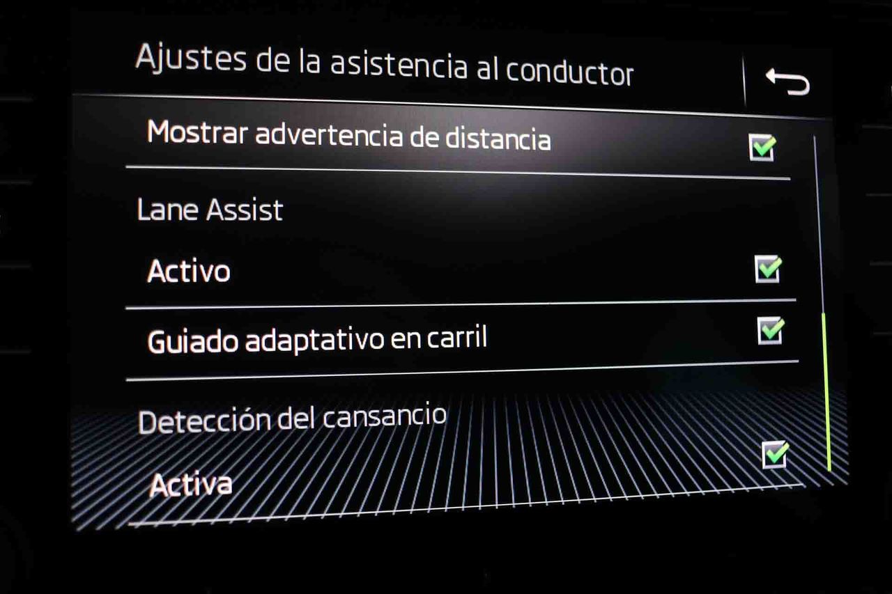 Skoda Karoq 1.5 TSI 110kW (150CV) DSG ACT Ambition - Foto 65