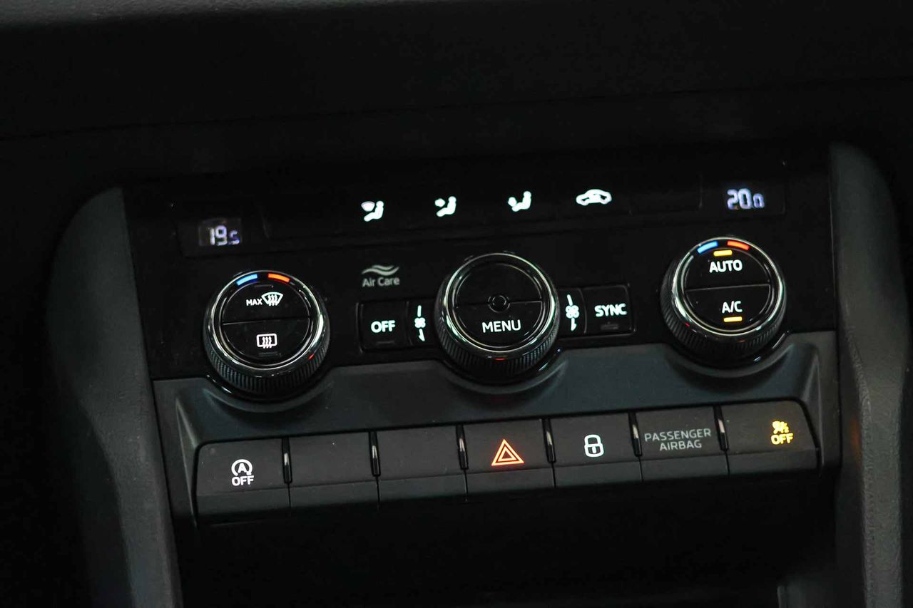 Skoda Karoq 1.5 TSI 110kW (150CV) DSG ACT Ambition - Foto 45