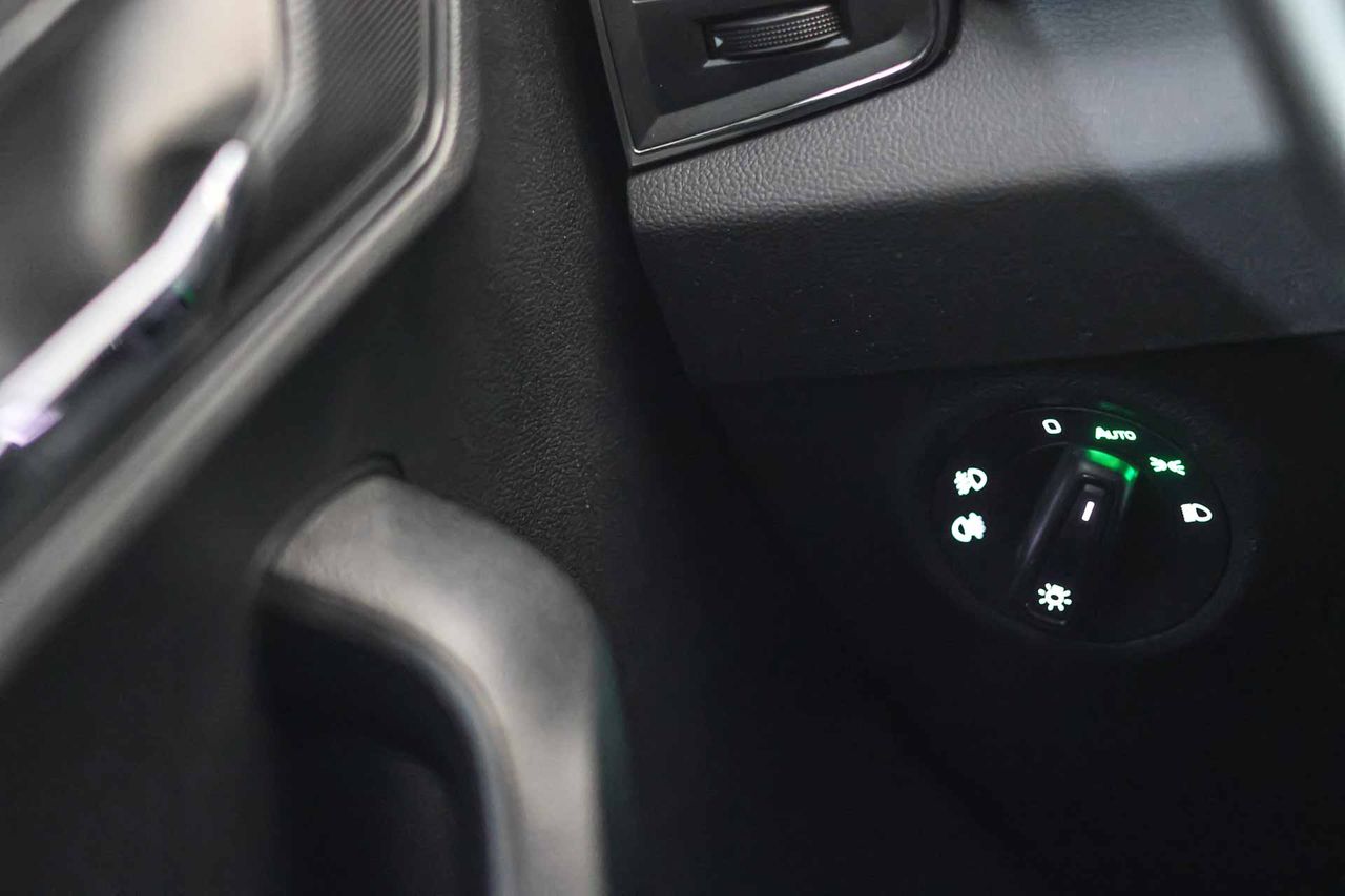 Skoda Karoq 1.5 TSI 110kW (150CV) DSG ACT Ambition - Foto 32