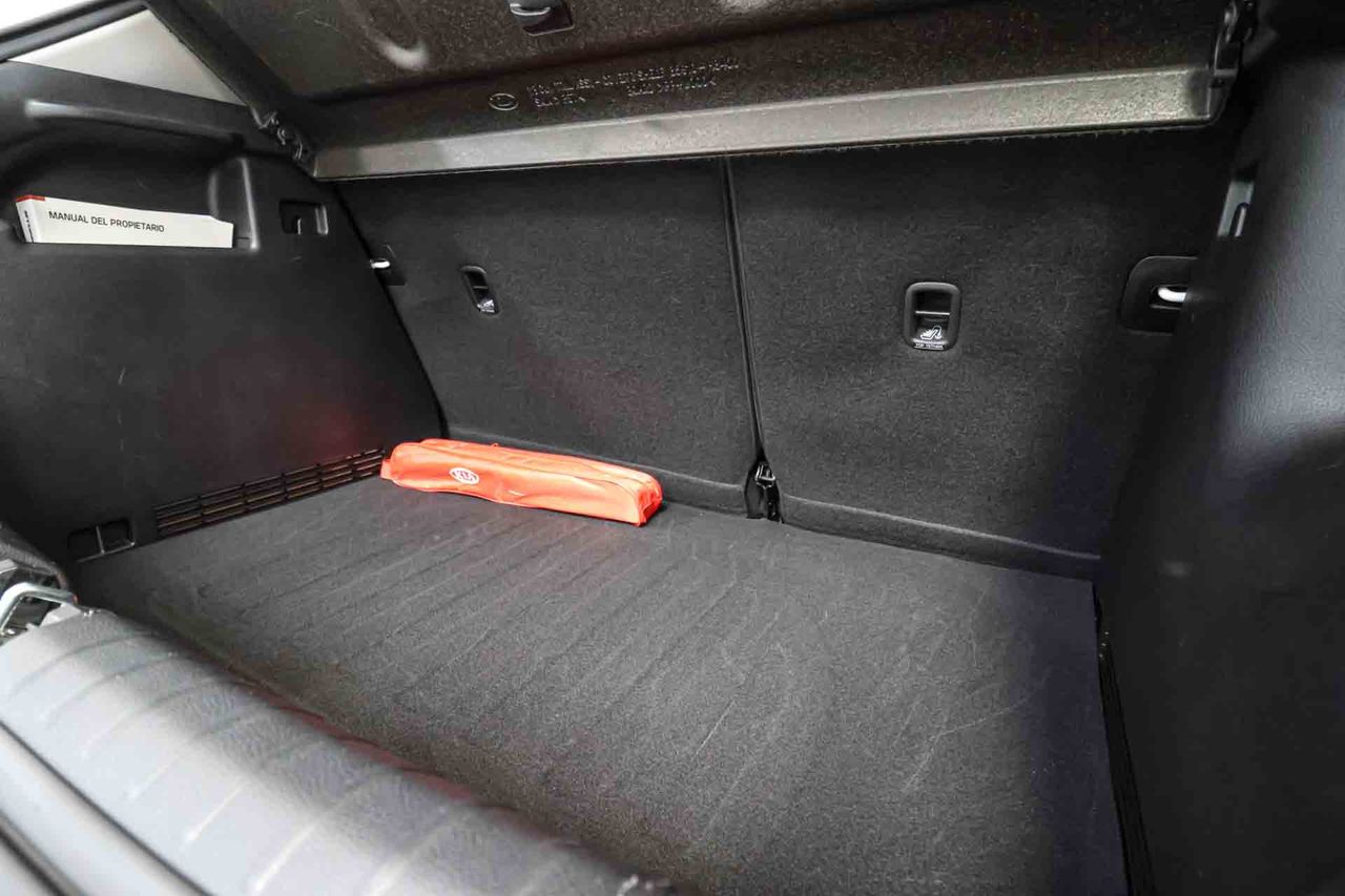 Kia Stonic 1.2 CVVT 62kW (84CV) Drive Eco-Dynamics - Foto 56