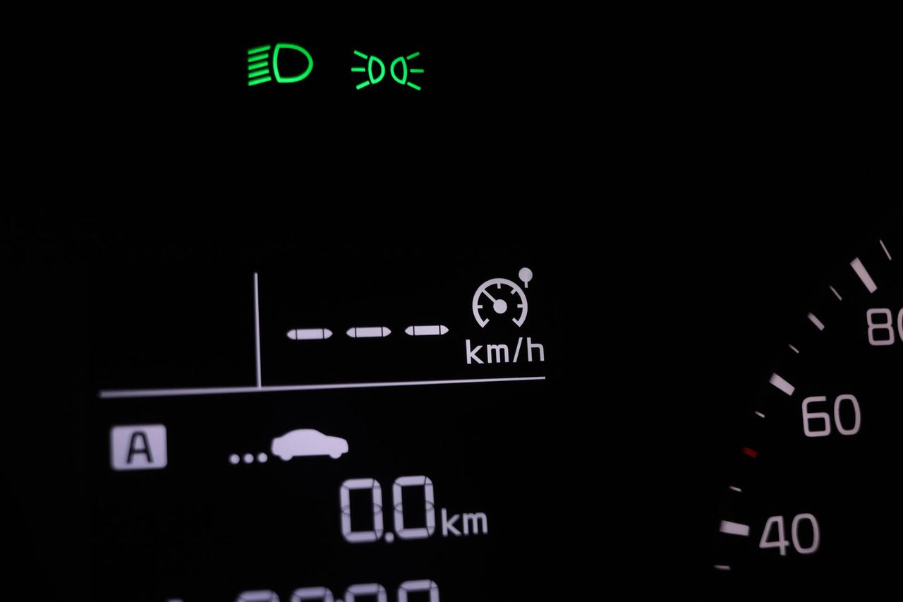 Kia Stonic 1.2 CVVT 62kW (84CV) Drive Eco-Dynamics - Foto 58