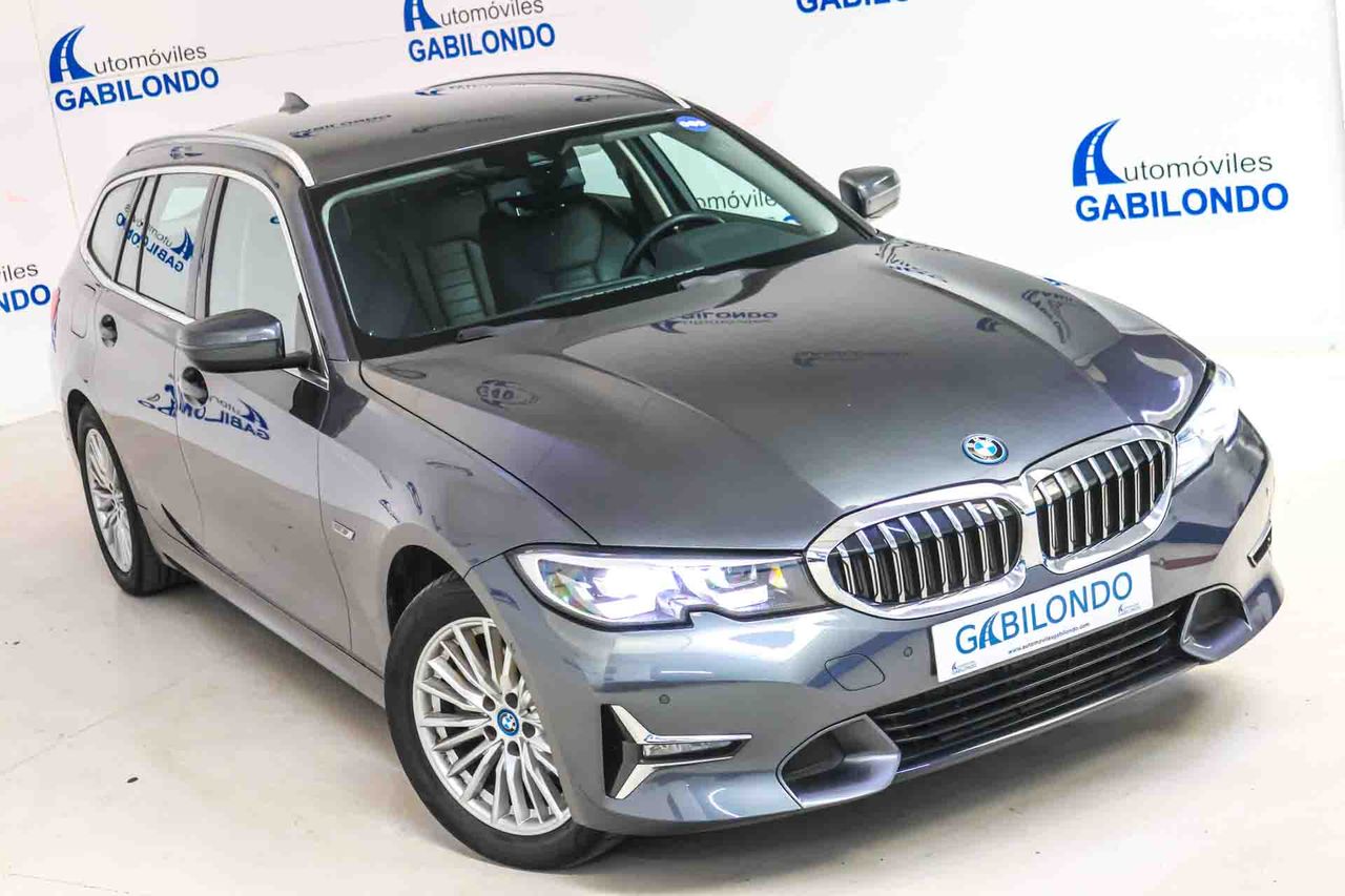 BMW Serie 3 320e Touring **Luxury Line** - Foto 16
