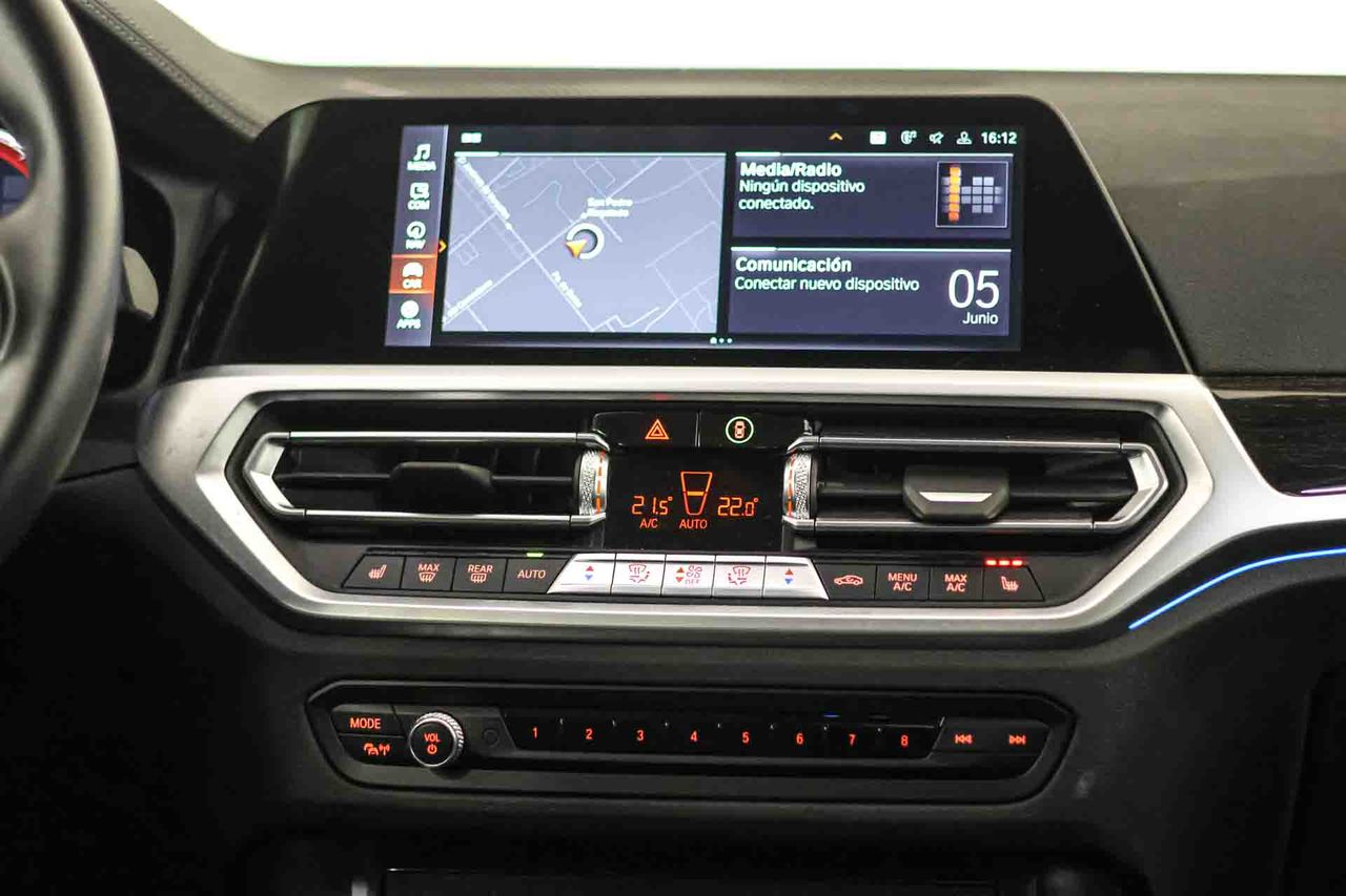 BMW Serie 3 320e Touring **Luxury Line** - Foto 49