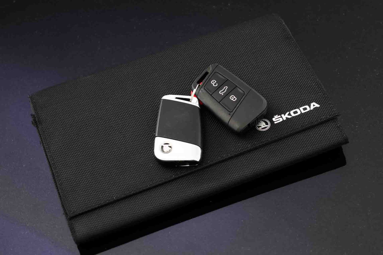 Skoda Superb L&K 1.4 TSI iV P-HEV 160kW DSG - Foto 62