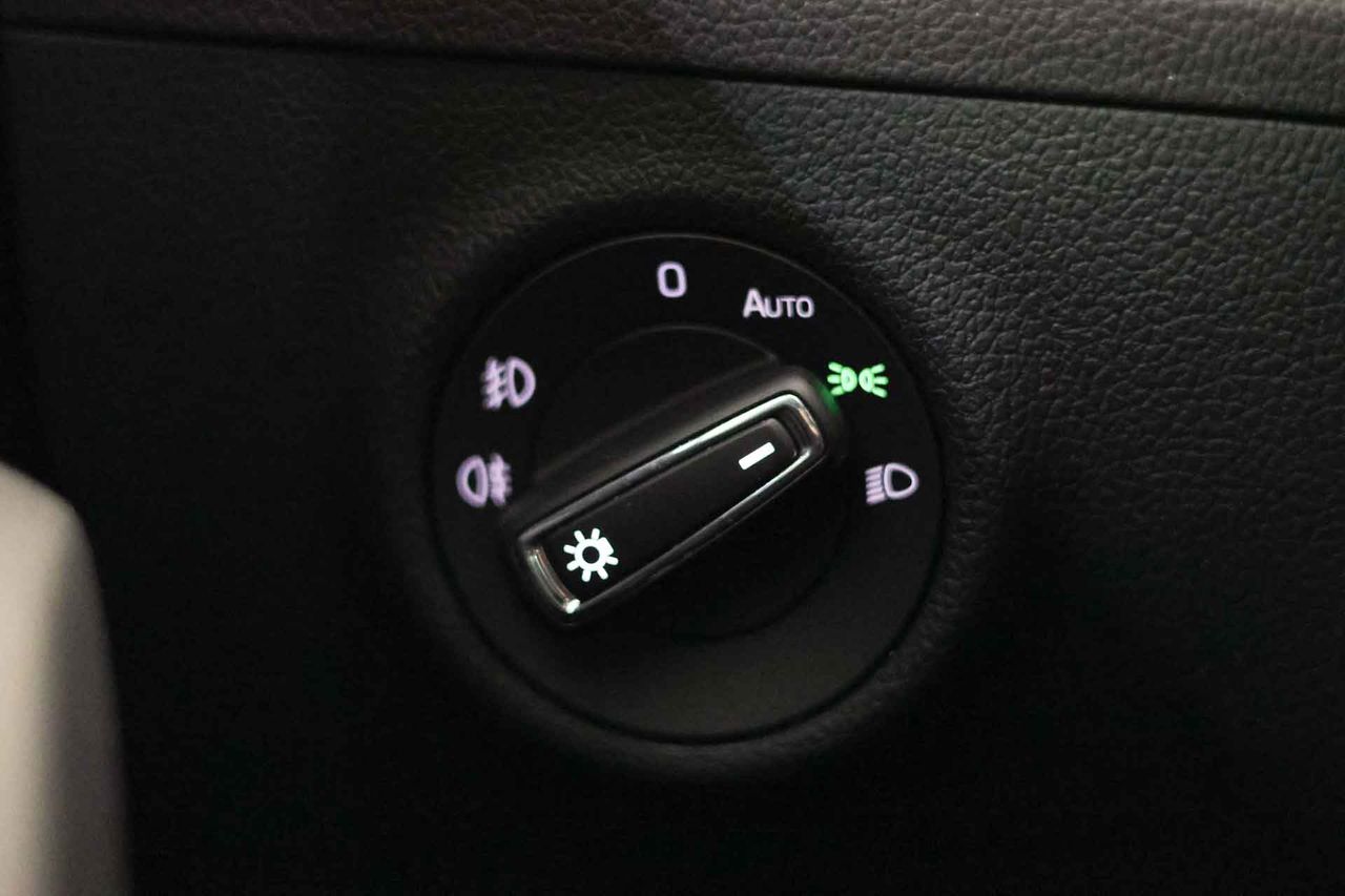 Skoda Superb L&K 1.4 TSI iV P-HEV 160kW DSG - Foto 30