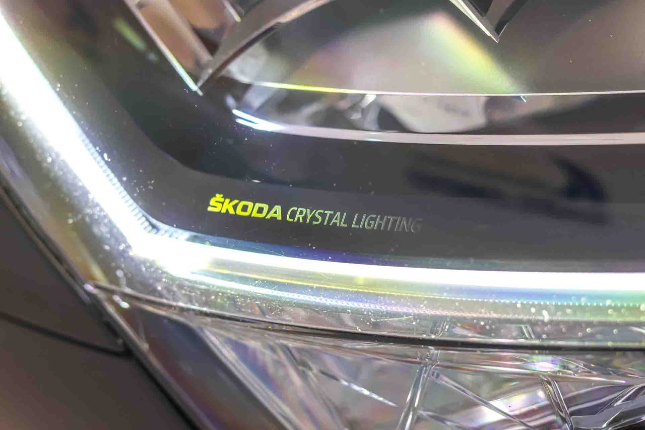 Skoda Superb L&K 1.4 TSI iV P-HEV 160kW DSG - Foto 19