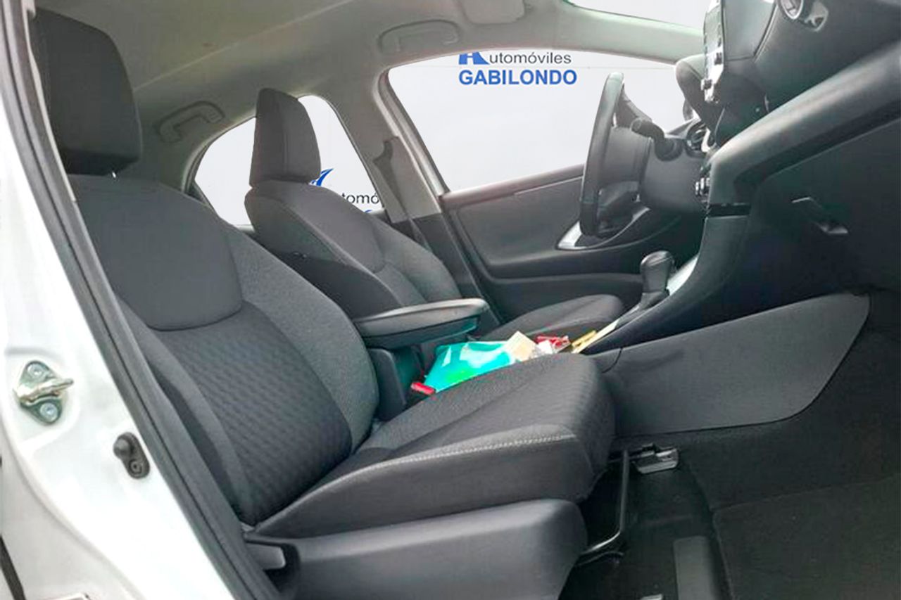Toyota Yaris 1.5 120H Active Tech - Foto 8