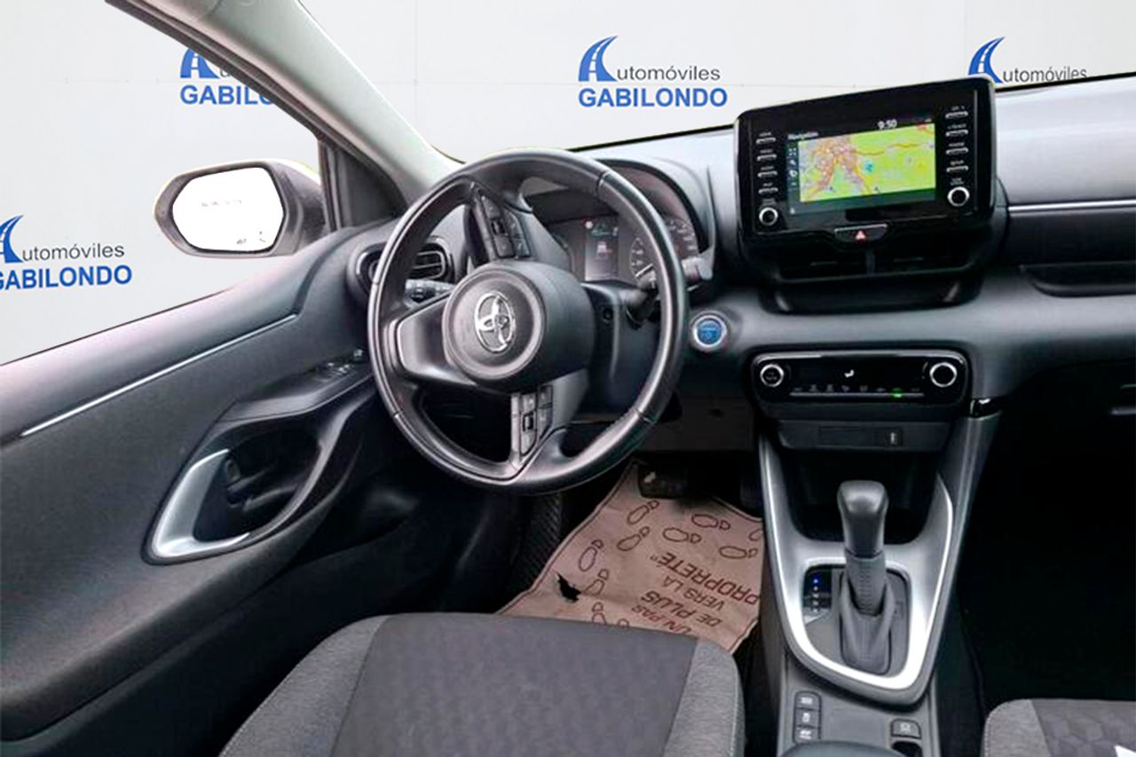 Toyota Yaris 1.5 120H Active Tech - Foto 6