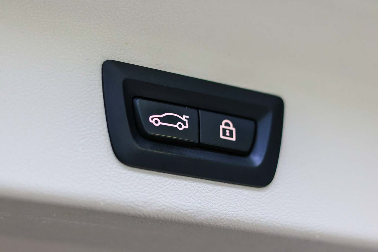 BMW X3 sDrive18d - Foto 48